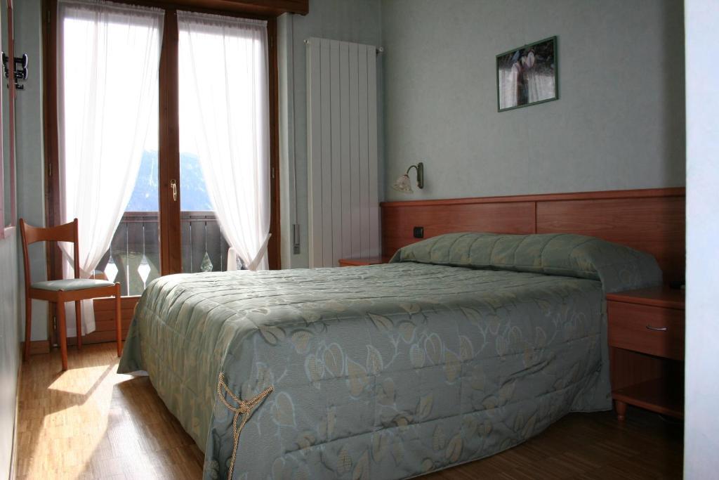 Hotel Migliorati Castione della Presolana Luaran gambar